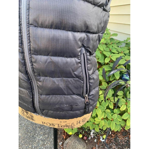 Juniors Large Charcoal Gray Black Puffy Vest Free Country with Zipper Front Pockets